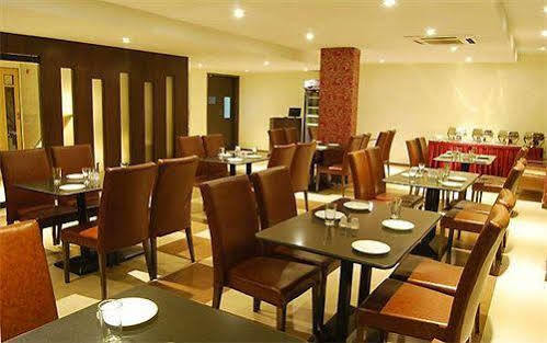 Hotel Vinayaga By Poppys ,Kumbakonam Exterior foto